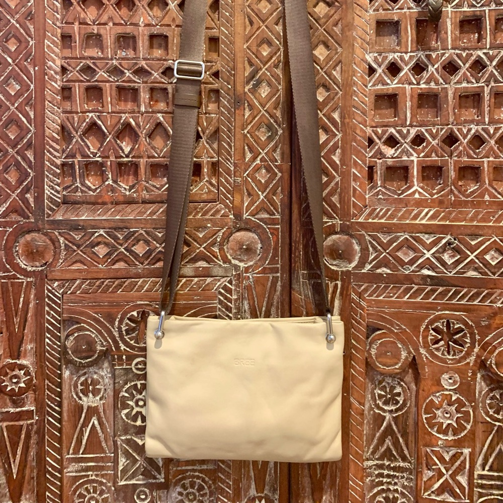 Bree crossbody bag. Genuine, soft leather.